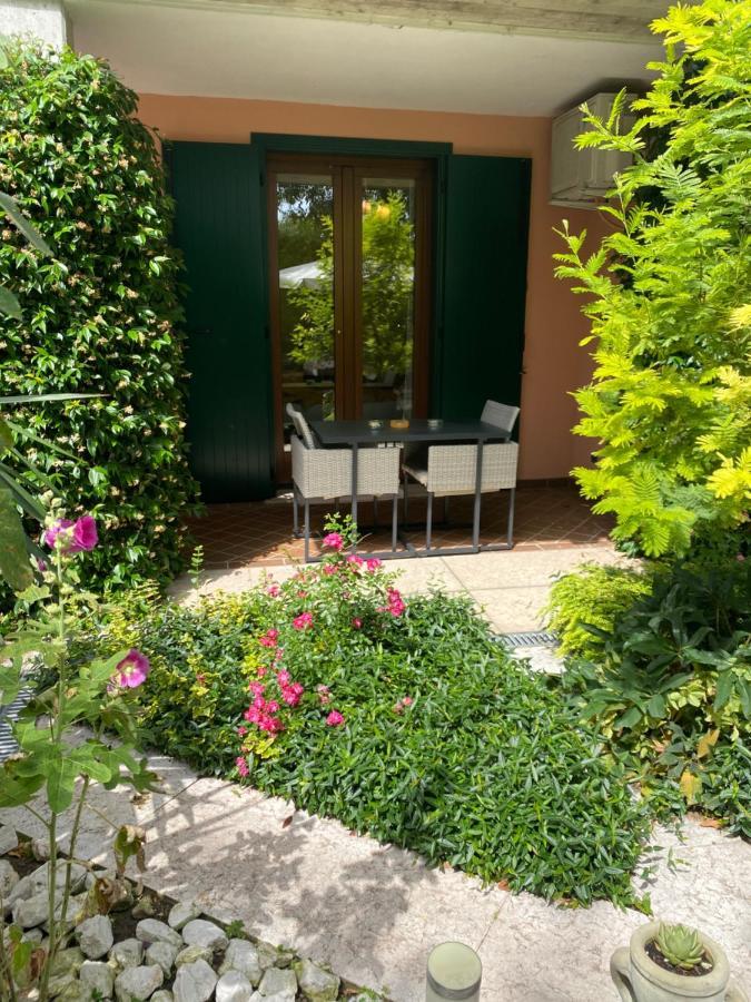 B&B Garda 4U Desenzano del Garda Exteriör bild