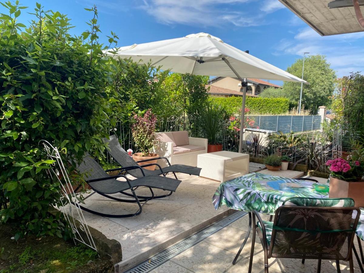 B&B Garda 4U Desenzano del Garda Exteriör bild