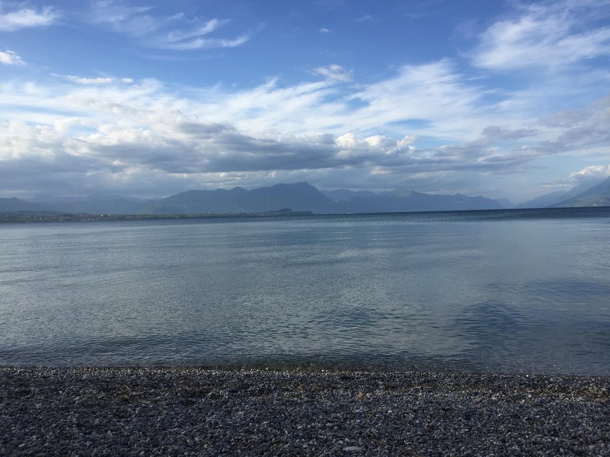 B&B Garda 4U Desenzano del Garda Exteriör bild