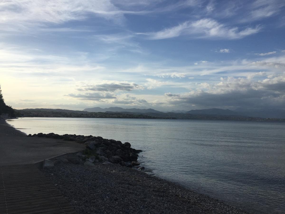 B&B Garda 4U Desenzano del Garda Exteriör bild