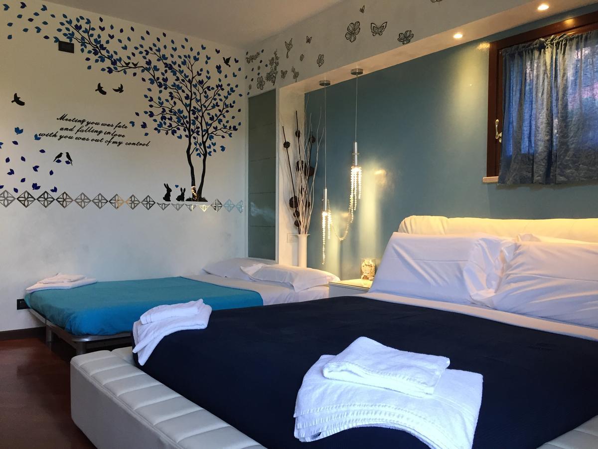 B&B Garda 4U Desenzano del Garda Exteriör bild