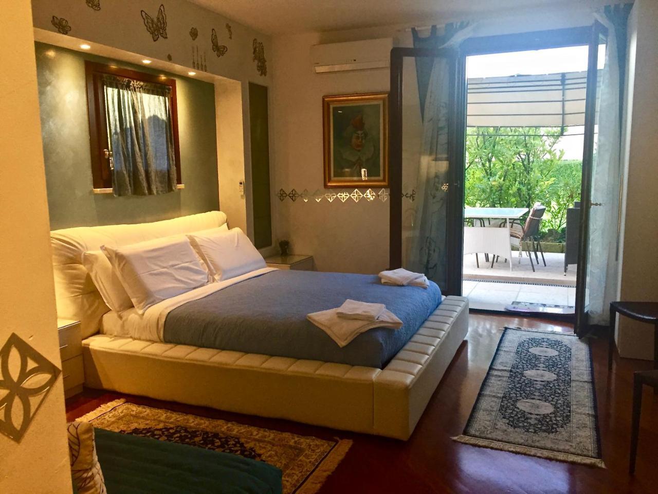 B&B Garda 4U Desenzano del Garda Exteriör bild