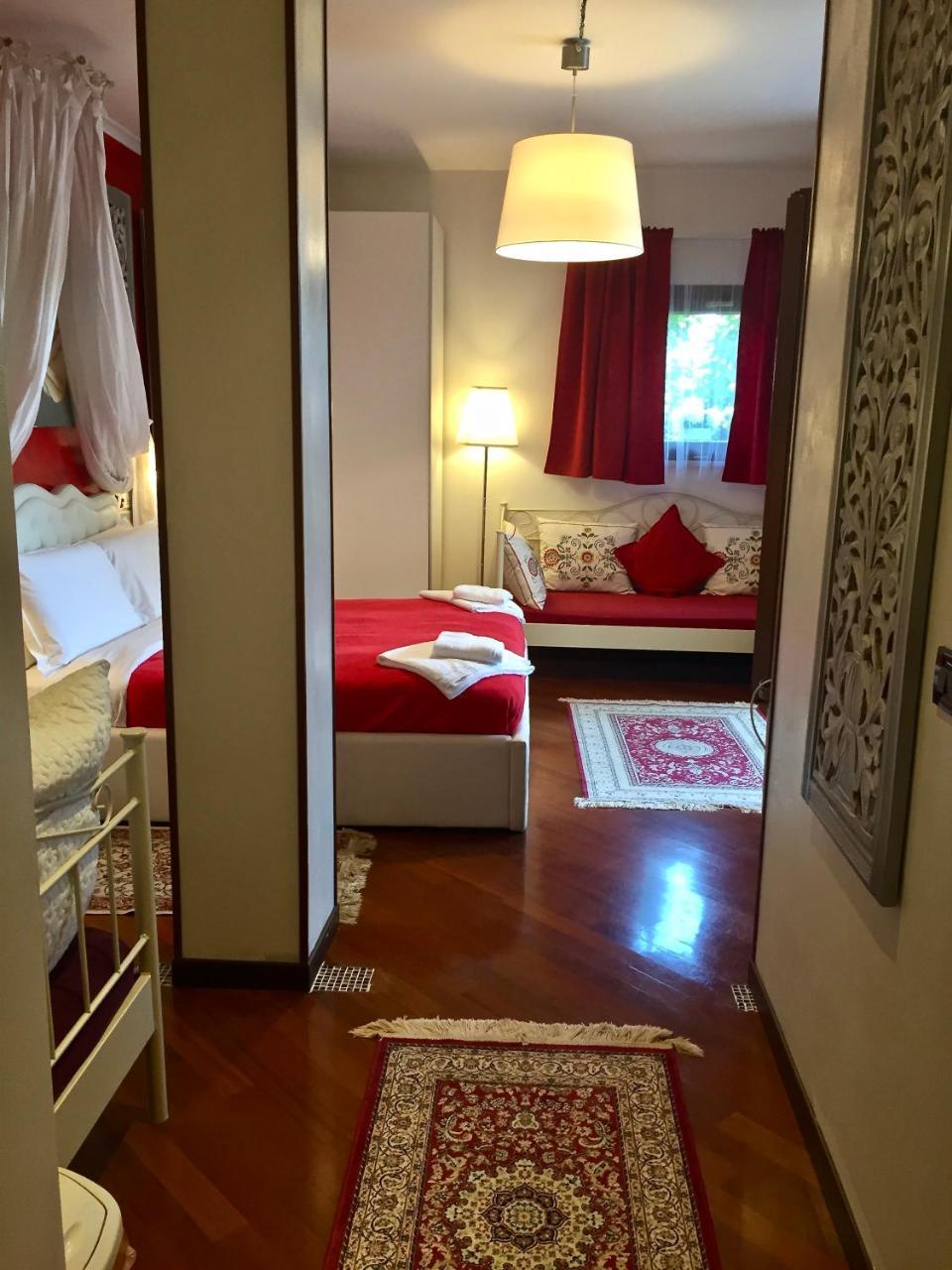 B&B Garda 4U Desenzano del Garda Exteriör bild