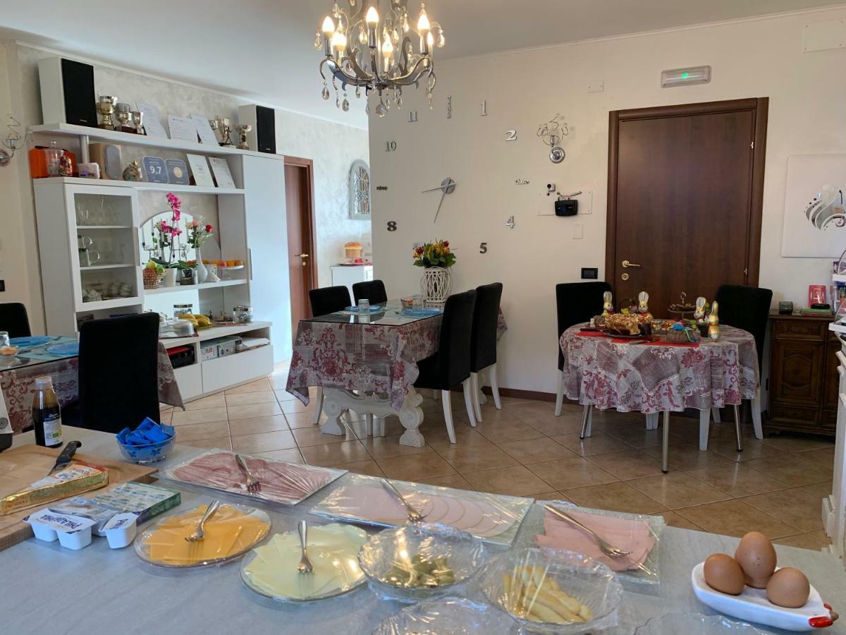 B&B Garda 4U Desenzano del Garda Exteriör bild
