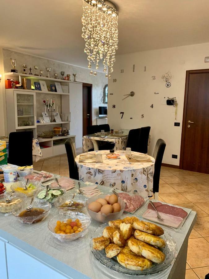 B&B Garda 4U Desenzano del Garda Exteriör bild